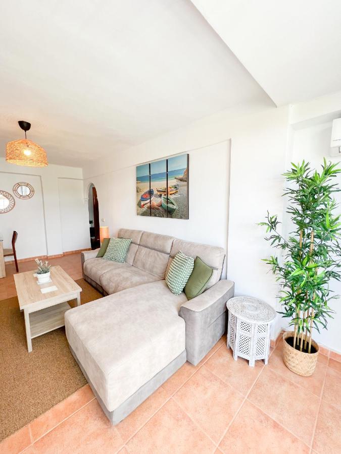 Spacious Apartment In The Center Of توريمولينوس المظهر الخارجي الصورة
