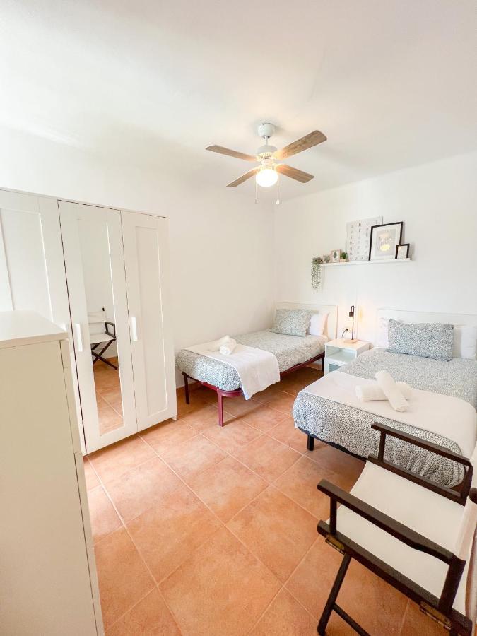 Spacious Apartment In The Center Of توريمولينوس المظهر الخارجي الصورة
