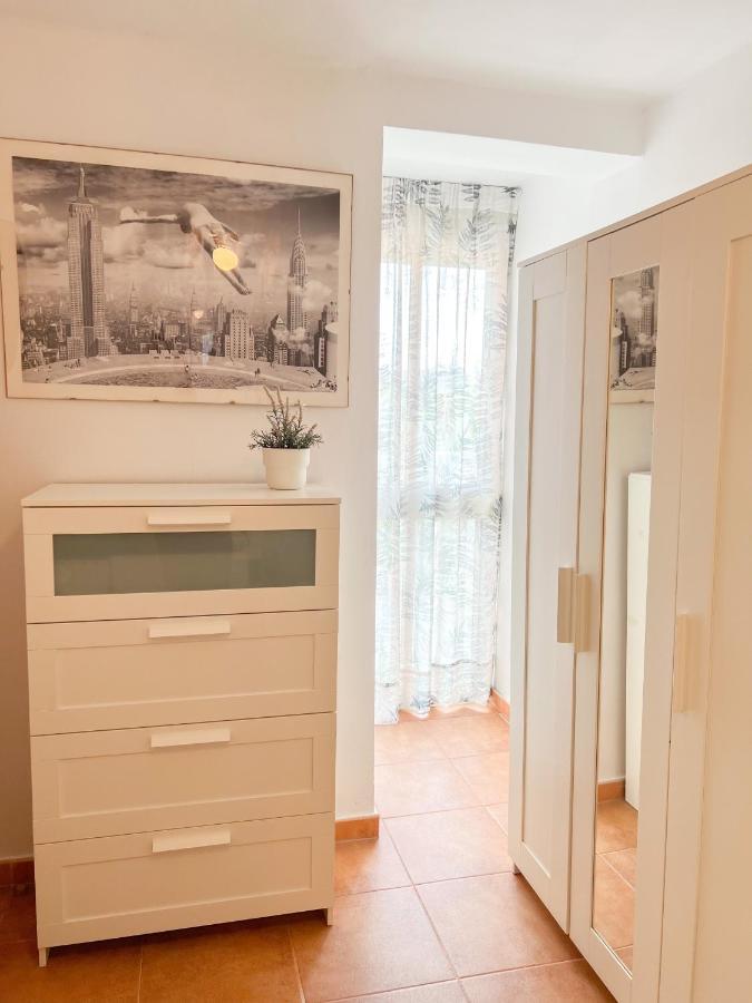 Spacious Apartment In The Center Of توريمولينوس المظهر الخارجي الصورة