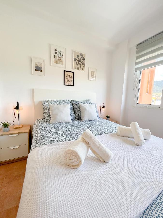 Spacious Apartment In The Center Of توريمولينوس المظهر الخارجي الصورة