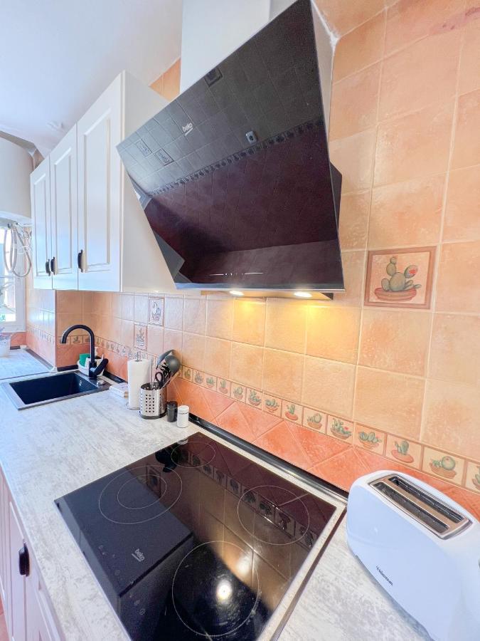 Spacious Apartment In The Center Of توريمولينوس المظهر الخارجي الصورة
