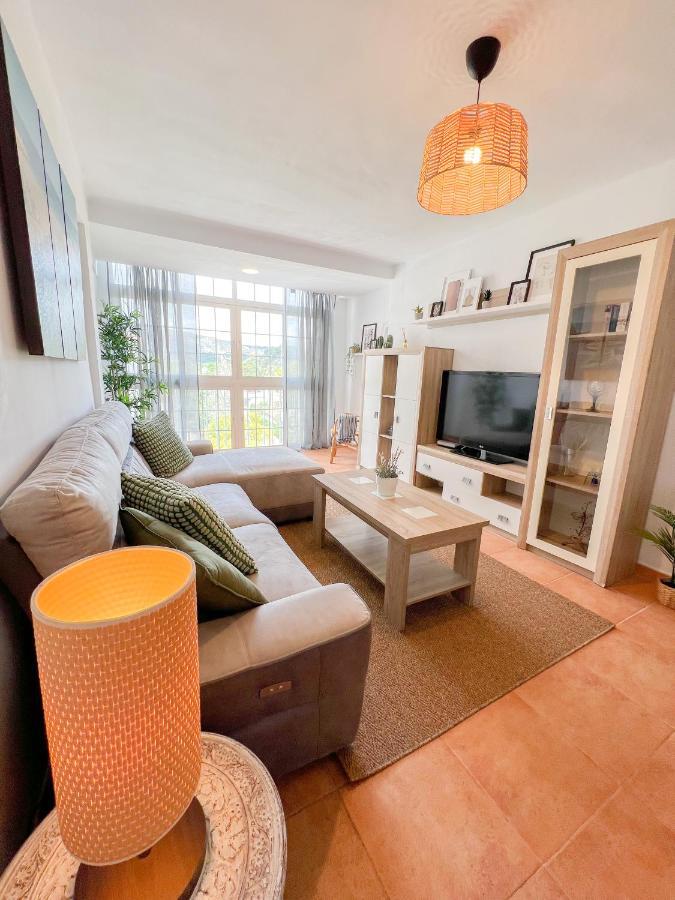Spacious Apartment In The Center Of توريمولينوس المظهر الخارجي الصورة
